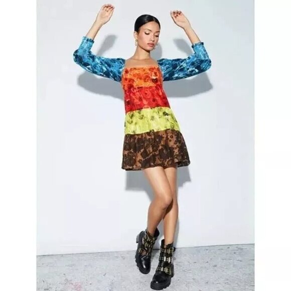 NWT Alice + Olivia Rowen Tiered Square Neck Babydoll Dress $440 - Picture 2 of 13